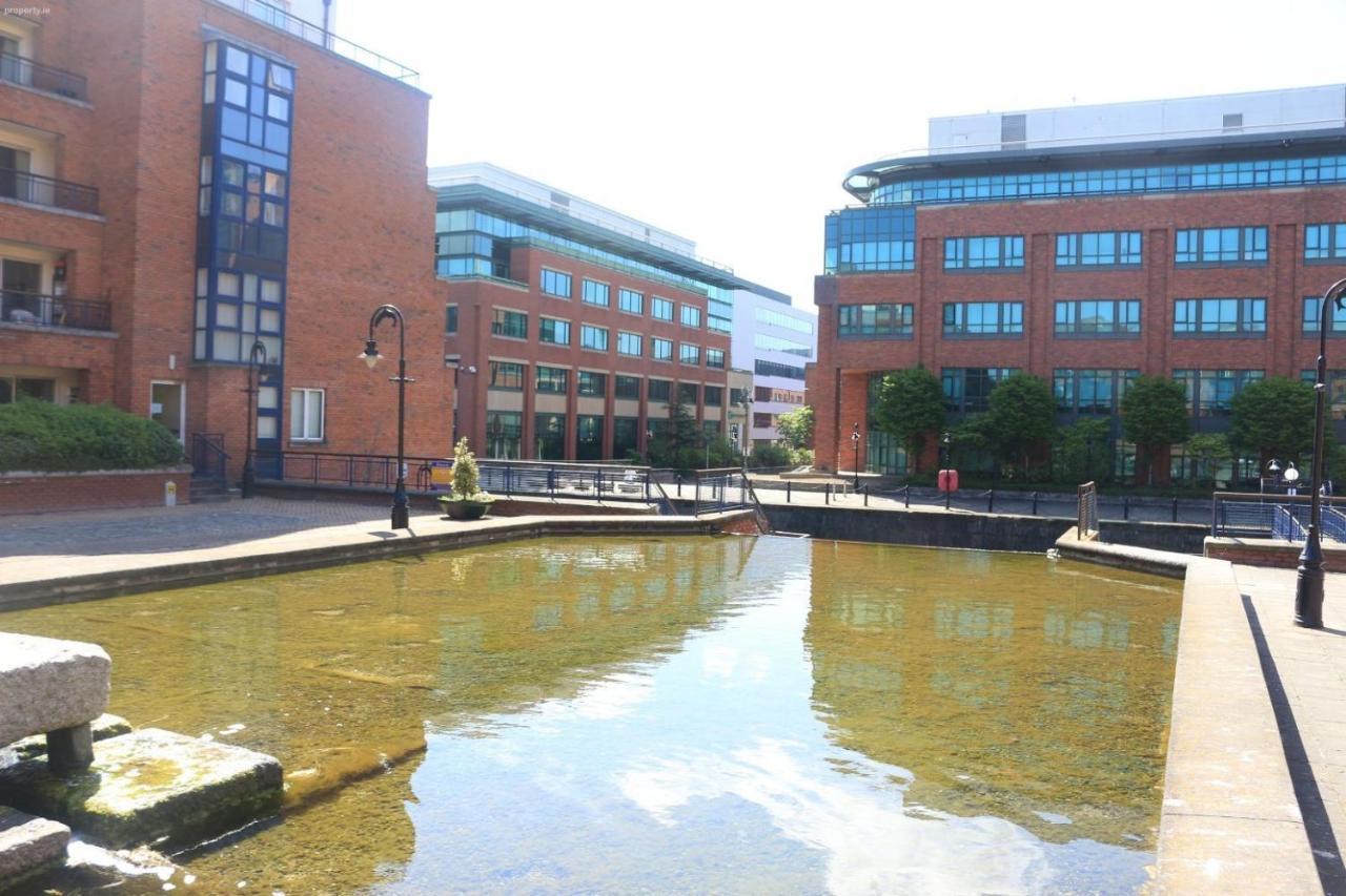 ホテル Customhouse Balcony View, Dublin 1 エクステリア 写真
